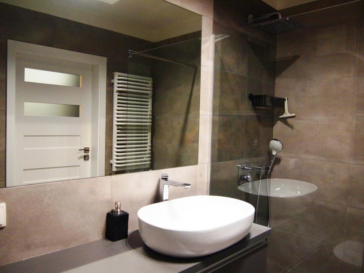 Apartament Batorego 7 Z Parkingiem غدينيا المظهر الخارجي الصورة